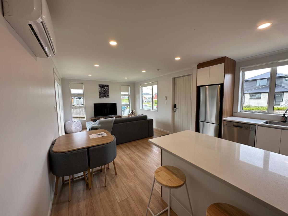 Cosy Self Contained 2 Bedroom Townhouse Hamilton Exteriör bild